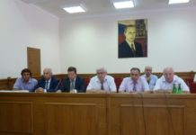 Люди мирной профессии