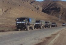 Курсанты ДОСААФ на марше