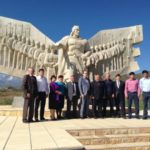 Поднимая острые проблемы