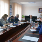 Развивать производственный сектор