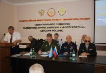 Призывную молодежь к службе в армии
