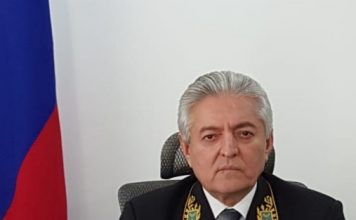 ЗАСЛУЖЕННАЯ НАГРАДА ДИПЛОМАТУ